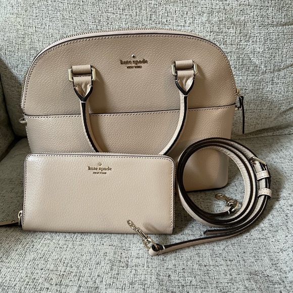 Kate Spade two way hand bag and a wallet - Picture 1 of 9